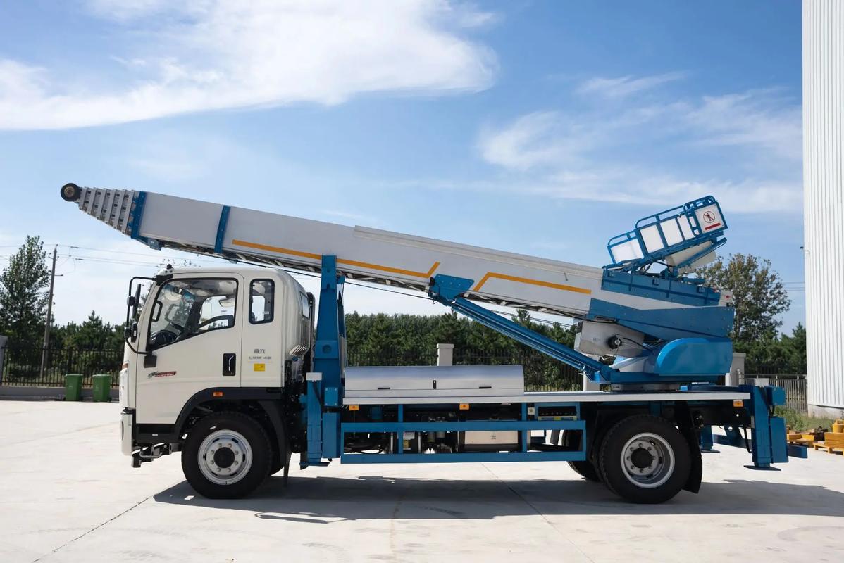 温州瓯海云梯上料车租赁费用