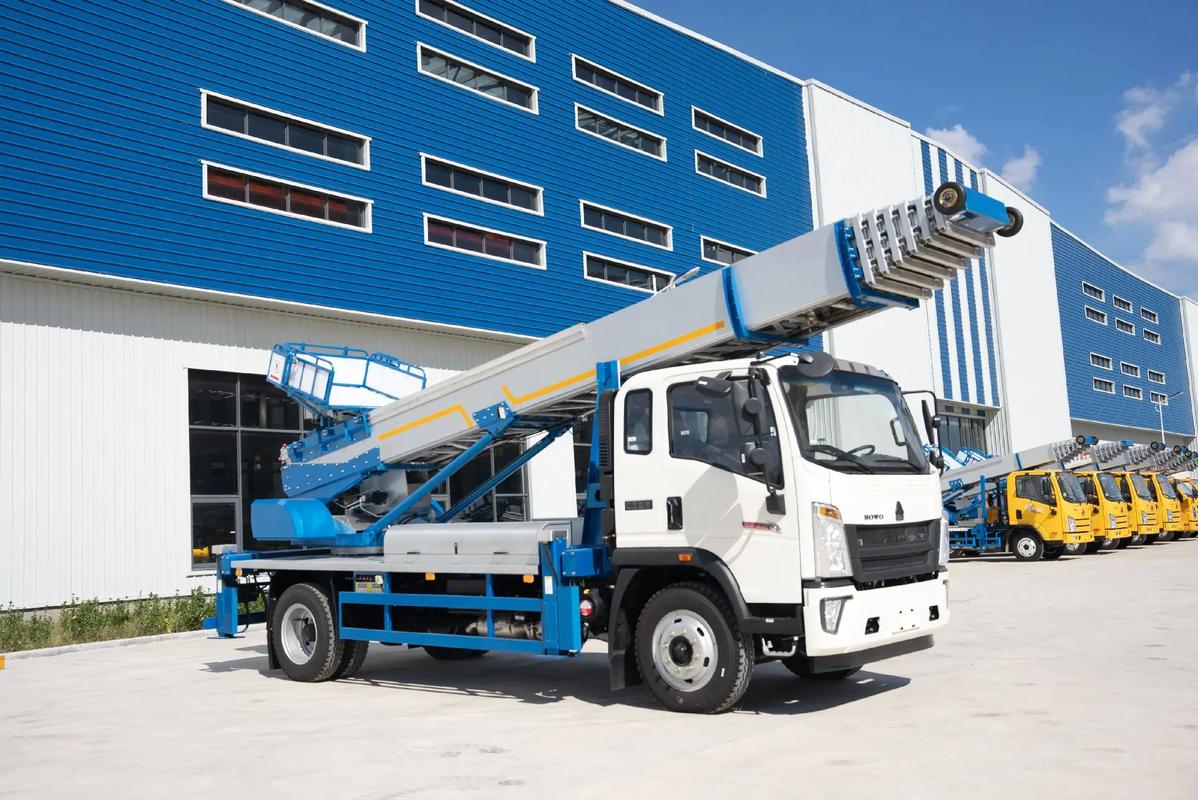 温州瓯海出租云梯车高空作业车 建筑垃圾搬运